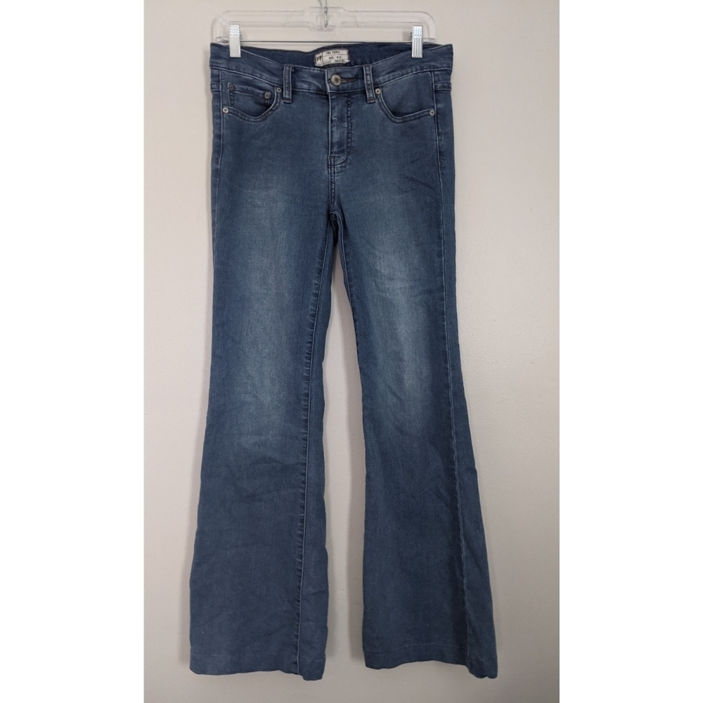 Free People Mid Rise Flare Jeans Size 27